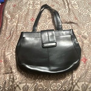 👜Kenneth Cole Reaction Purse